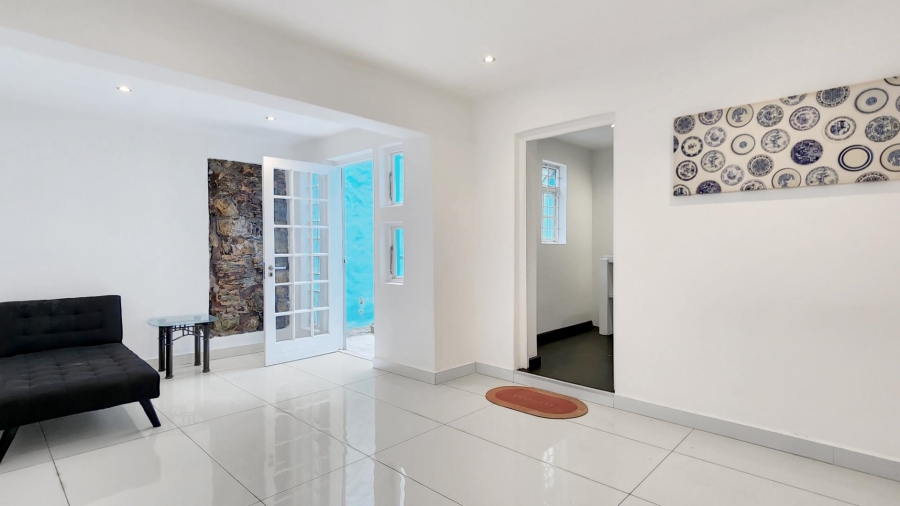 1 Bedroom Property for Sale in Schotschekloof Western Cape
